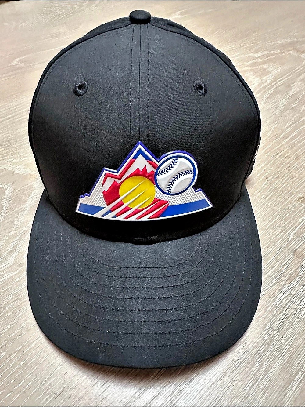 New Era Colorado Rockies 59FIFTY Fitted Hat Black & Blue Large